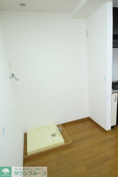 モニュメントスクウェア 弐番館の物件内観写真