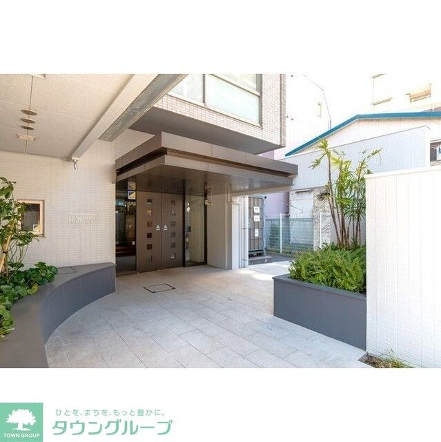 ONE ROOF FLAT TOGOSHIの物件内観写真