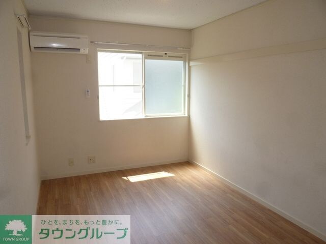 ヴィラ・カメリアの物件内観写真