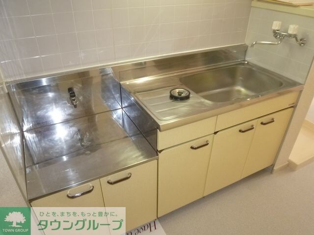 ヴィラ・カメリアの物件内観写真