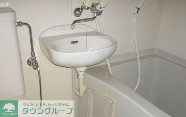 ヴィラ・カメリアの物件内観写真