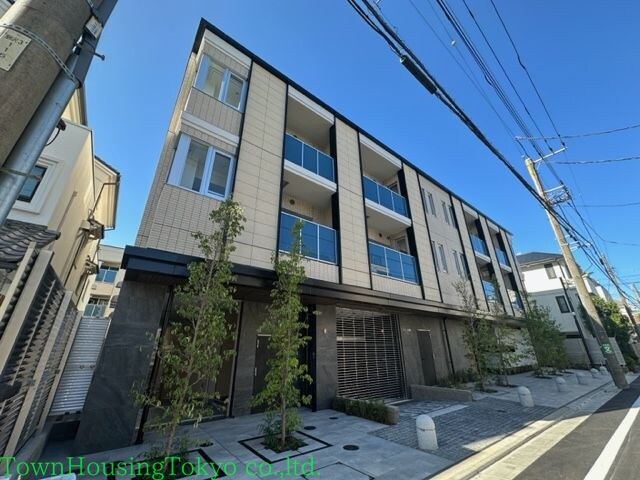 ベルファース駒沢三丁目の物件外観写真