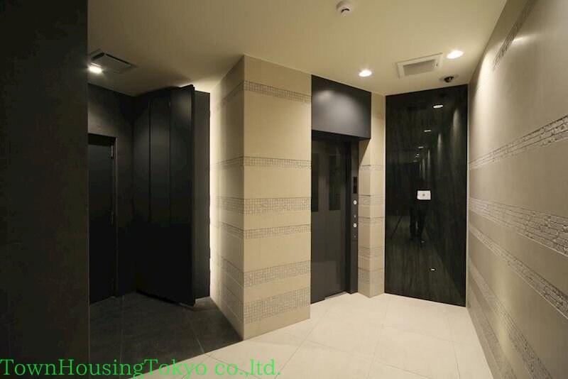 レジディア三宿の物件内観写真