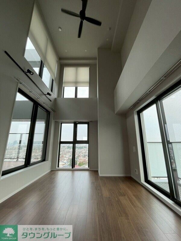 ルミーク三軒茶屋の物件内観写真