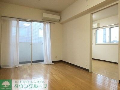 鉄飛坂マンションの物件内観写真