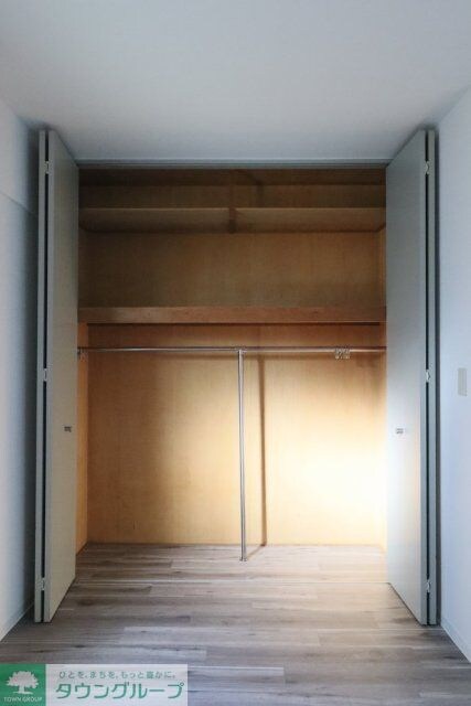 ロイヤルアーバン駒場東大の物件内観写真