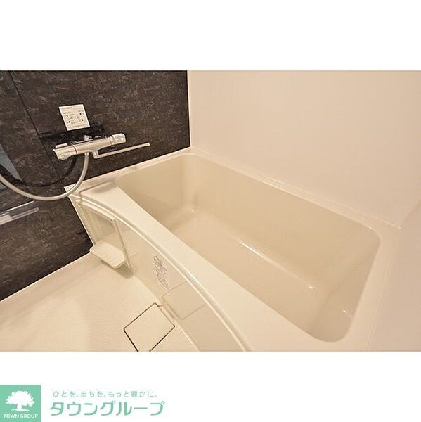 グローリオシェルト神宮前の物件内観写真