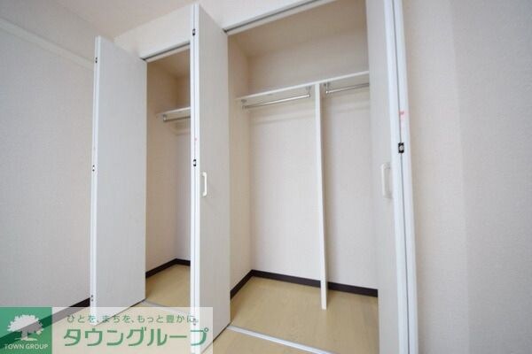 レオネクストメゾンエルブ南大泉の物件内観写真