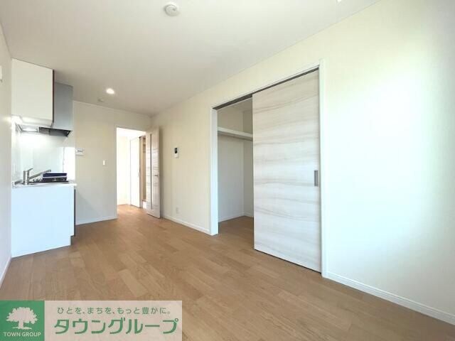 ゼルコーバの物件内観写真