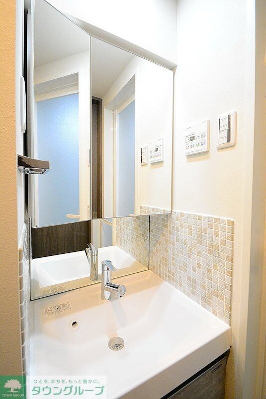 グランドコンシェルジュ練馬中村橋ACの物件内観写真