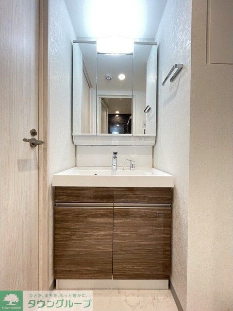 コンフォリア・リヴ文京護国寺の物件内観写真