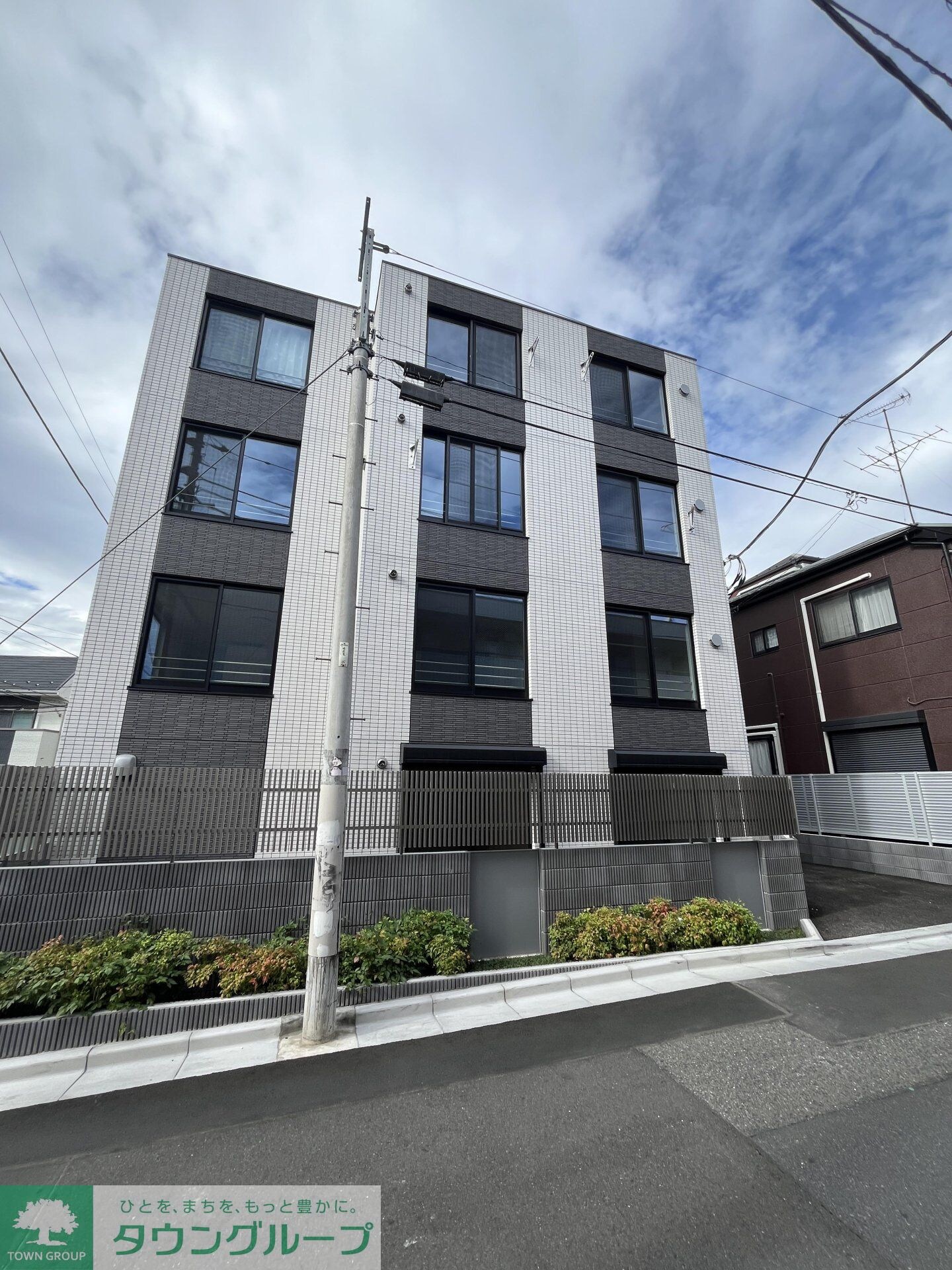 CREATIF池袋の物件外観写真