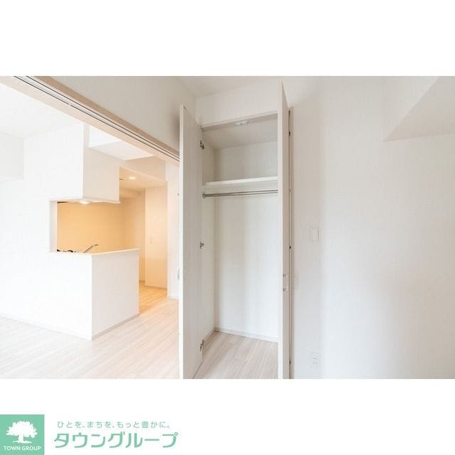 コンフォリア・リヴ板橋の物件内観写真