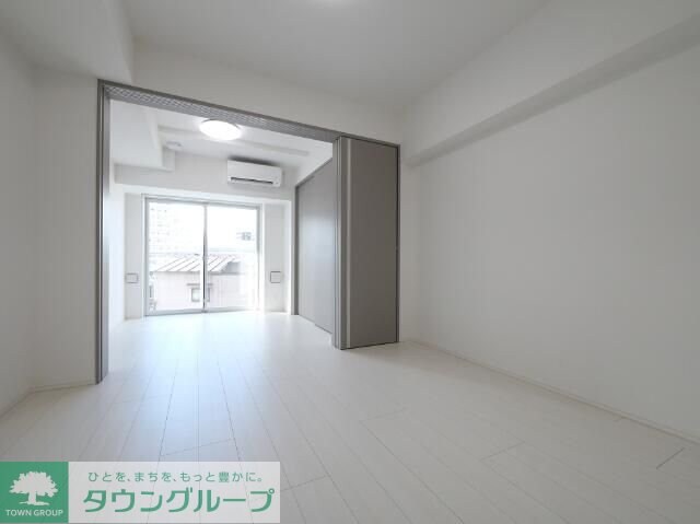 PREMIUM CUBE 池袋本町の物件内観写真