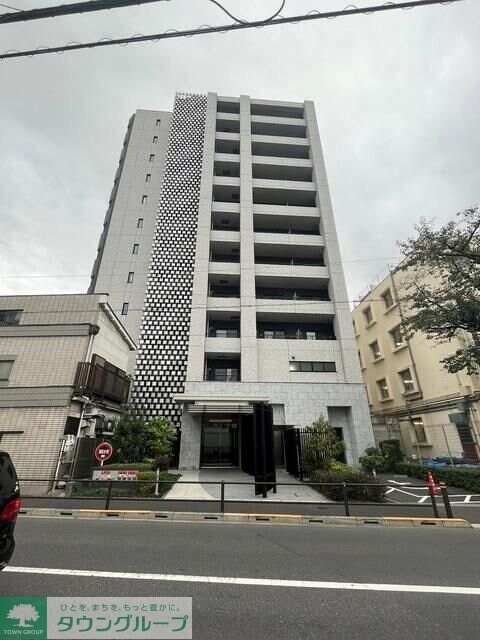 クレストコート志村坂上の物件外観写真