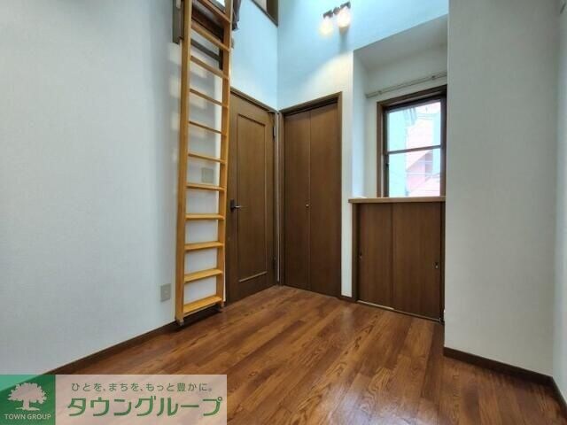 池袋本町二丁目戸建の物件内観写真