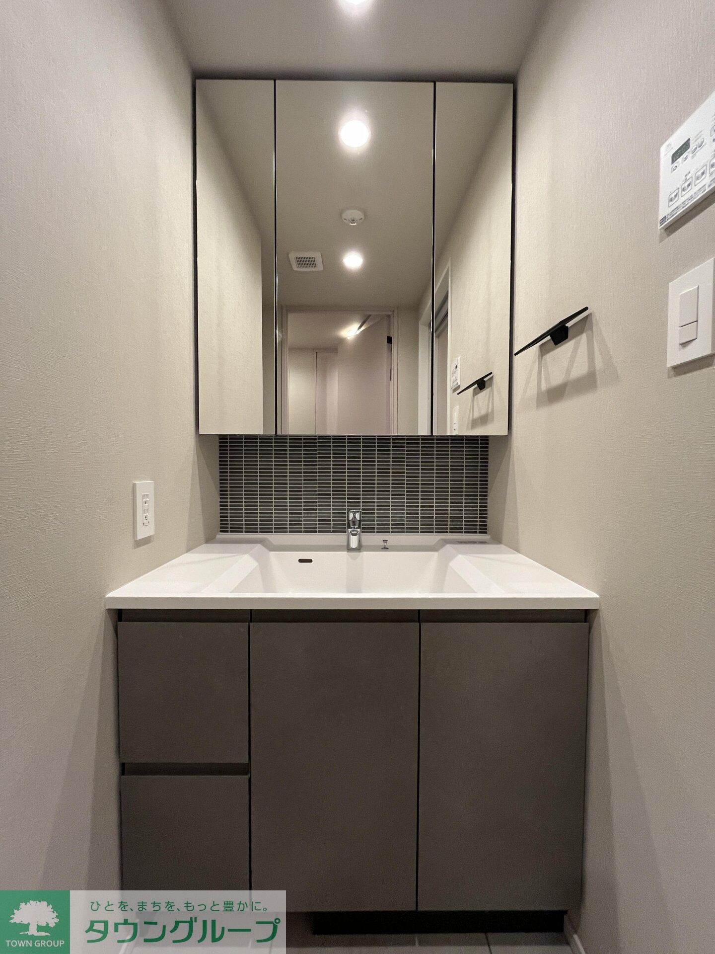 シーズンフラッツ新大塚の物件内観写真