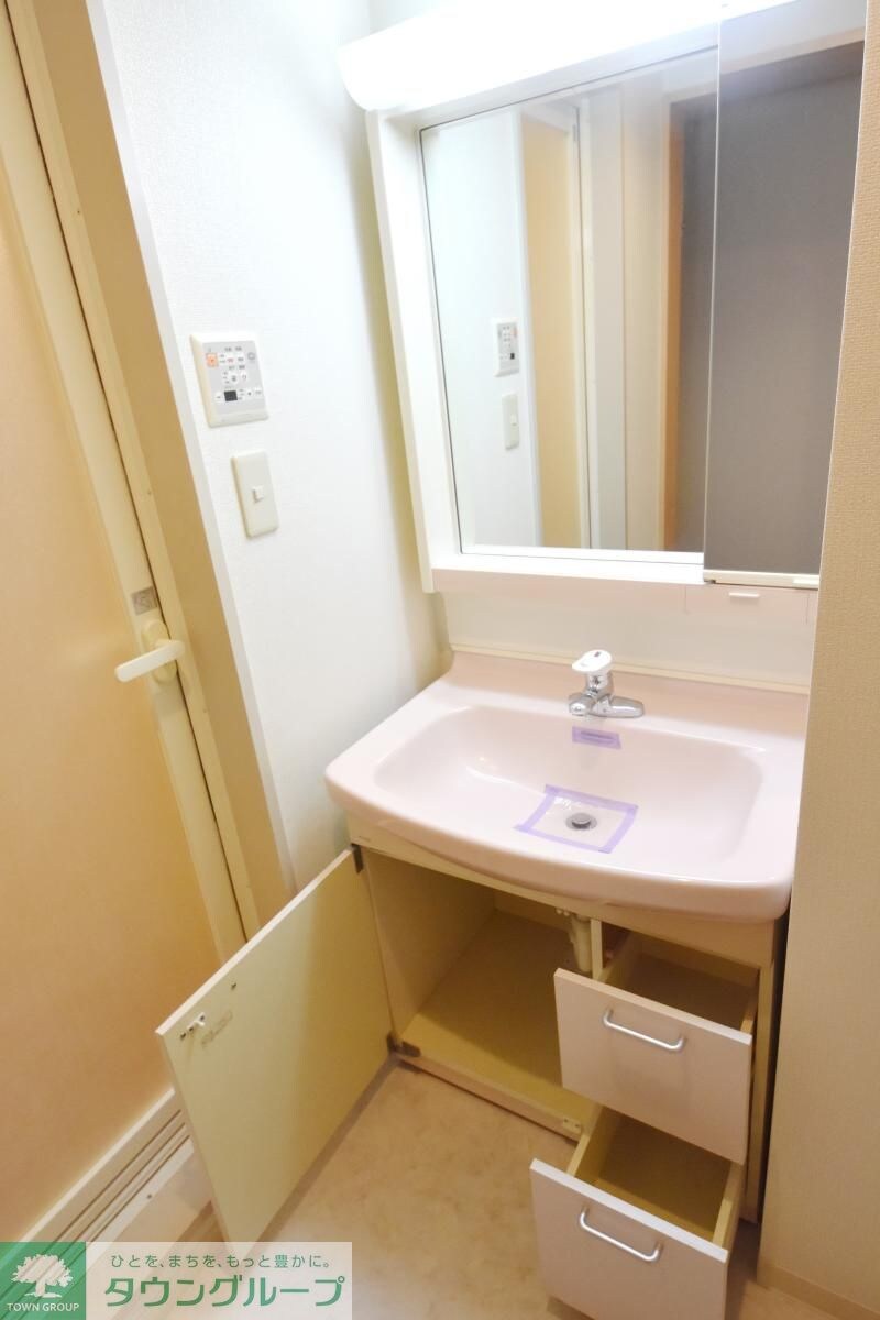 ルクレ日本橋蛎殻町の物件内観写真