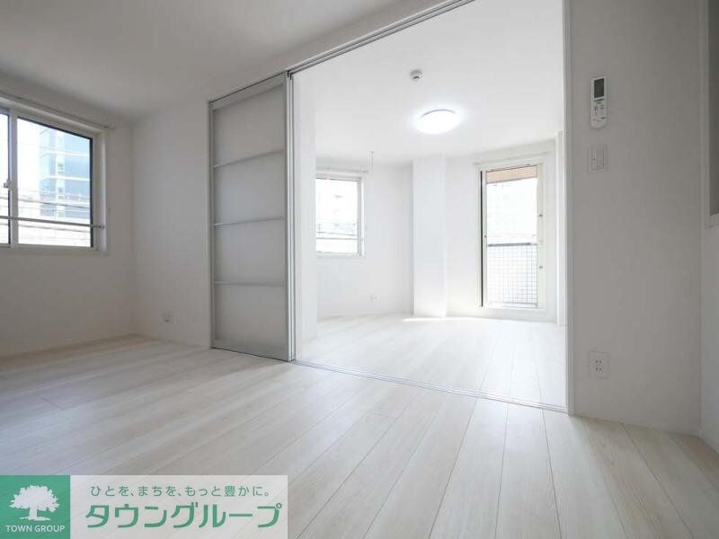 Chataigne Foret Otemachiの物件内観写真