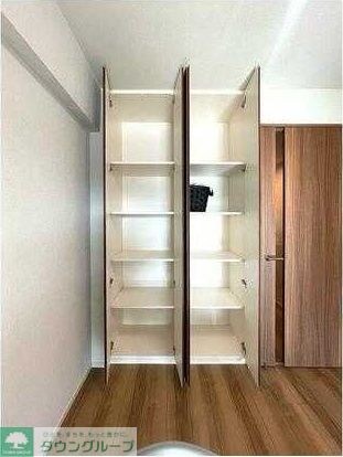 コンフォリア・リヴ根岸二丁目の物件内観写真