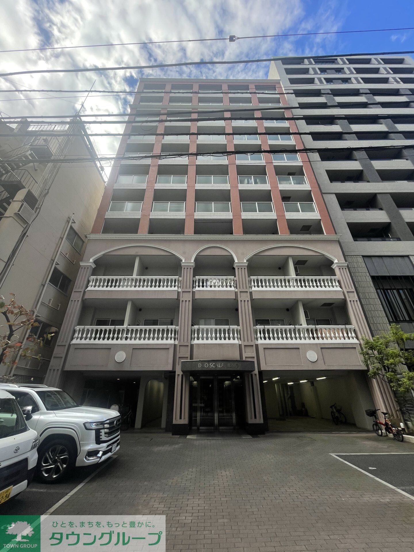 デュオ・スカーラ上野の物件外観写真