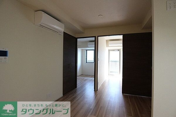 レジディア千駄木の物件内観写真