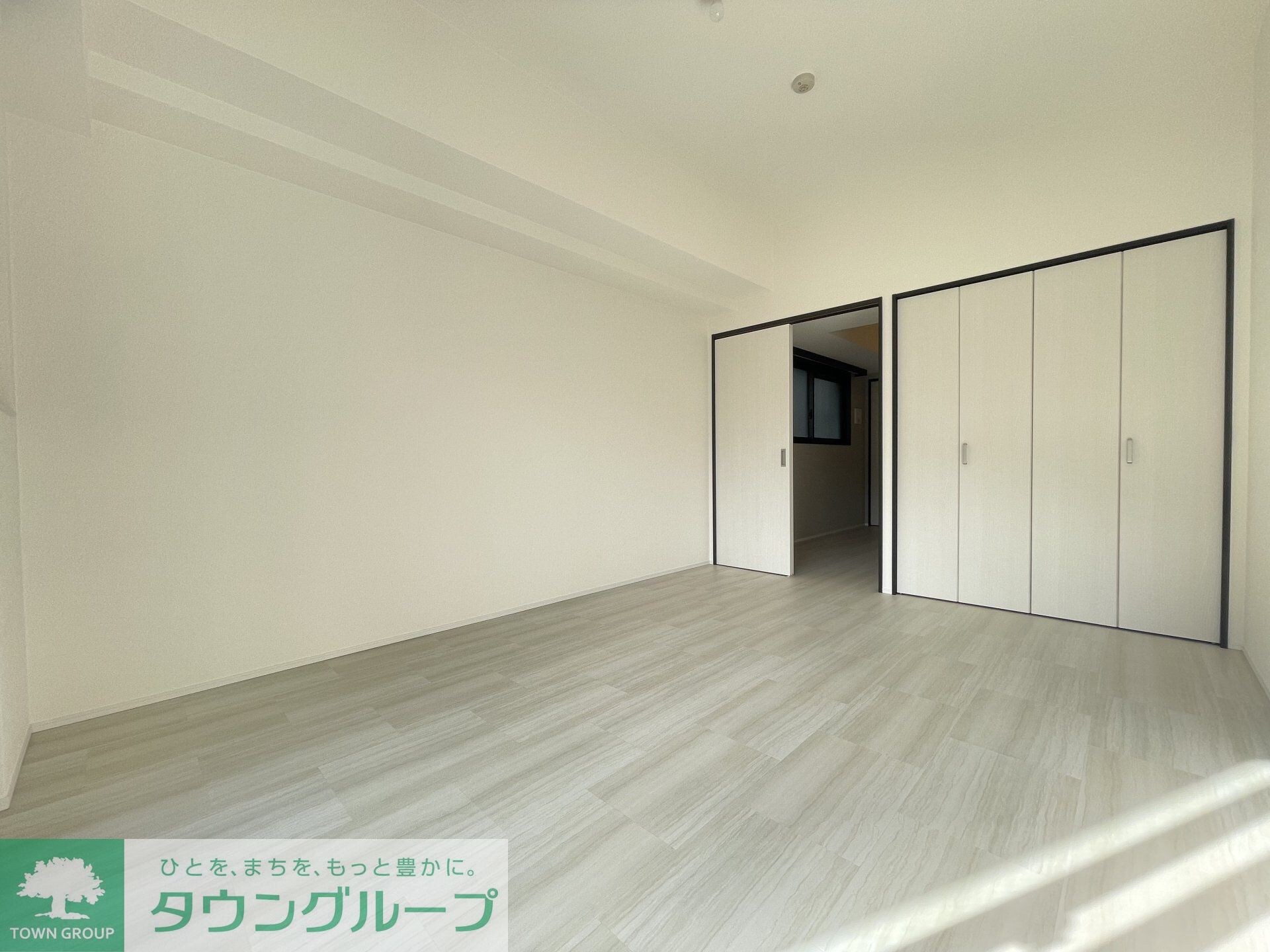 レジディア上野池之端の物件内観写真