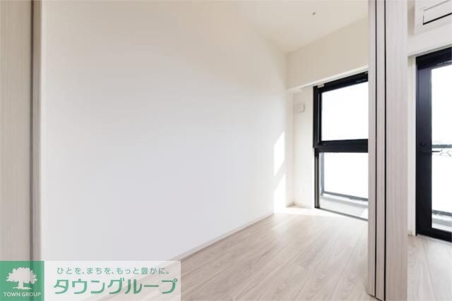 ドゥーエ入谷IIの物件内観写真