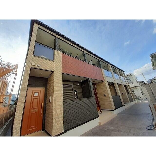 ピーチハウスの物件外観写真