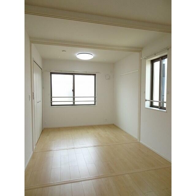 ピーチハウスの物件内観写真