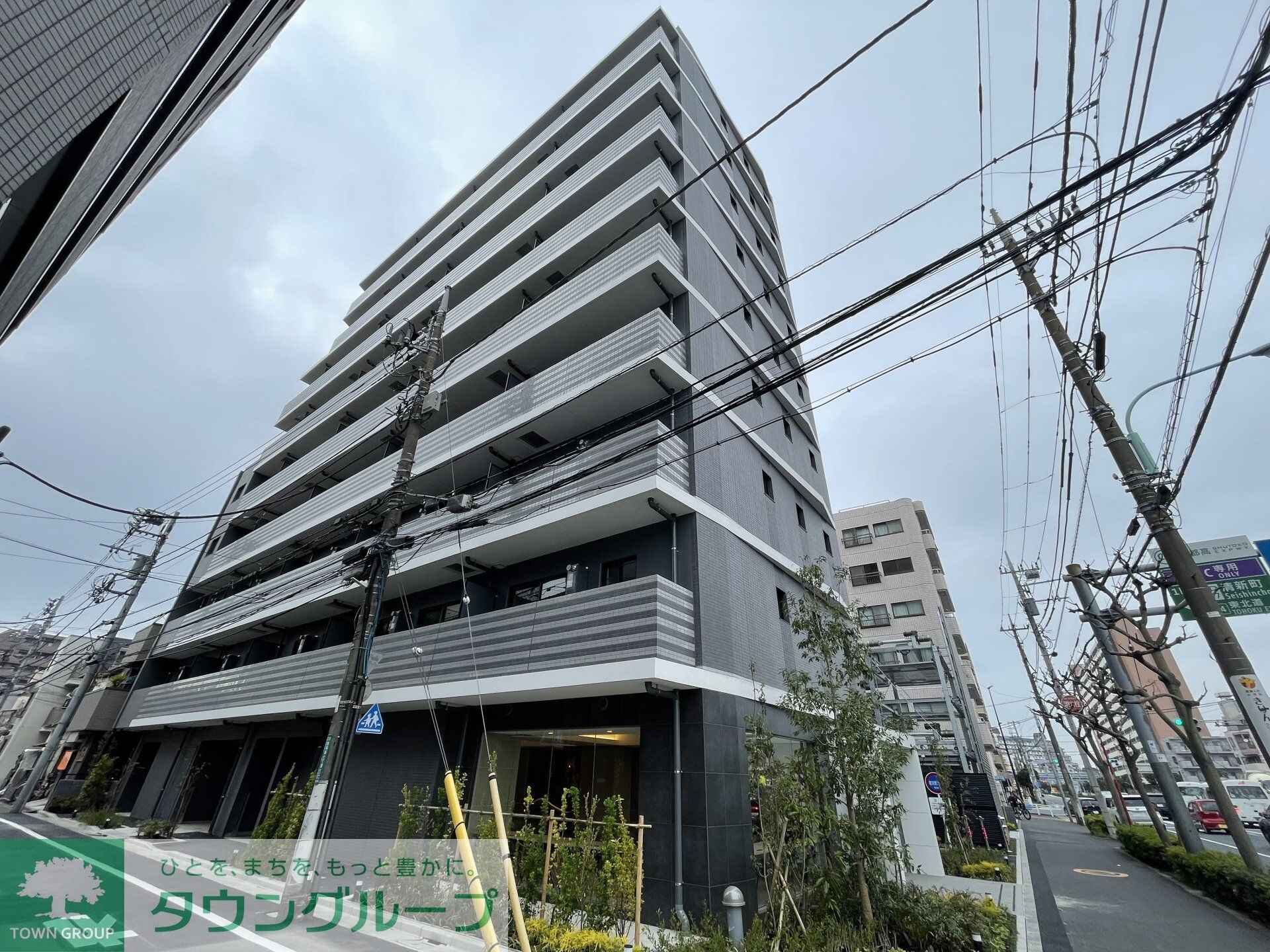 コンフォリア・リヴ西葛西の物件外観写真