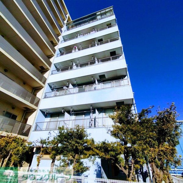 リトルズ篠崎の物件外観写真