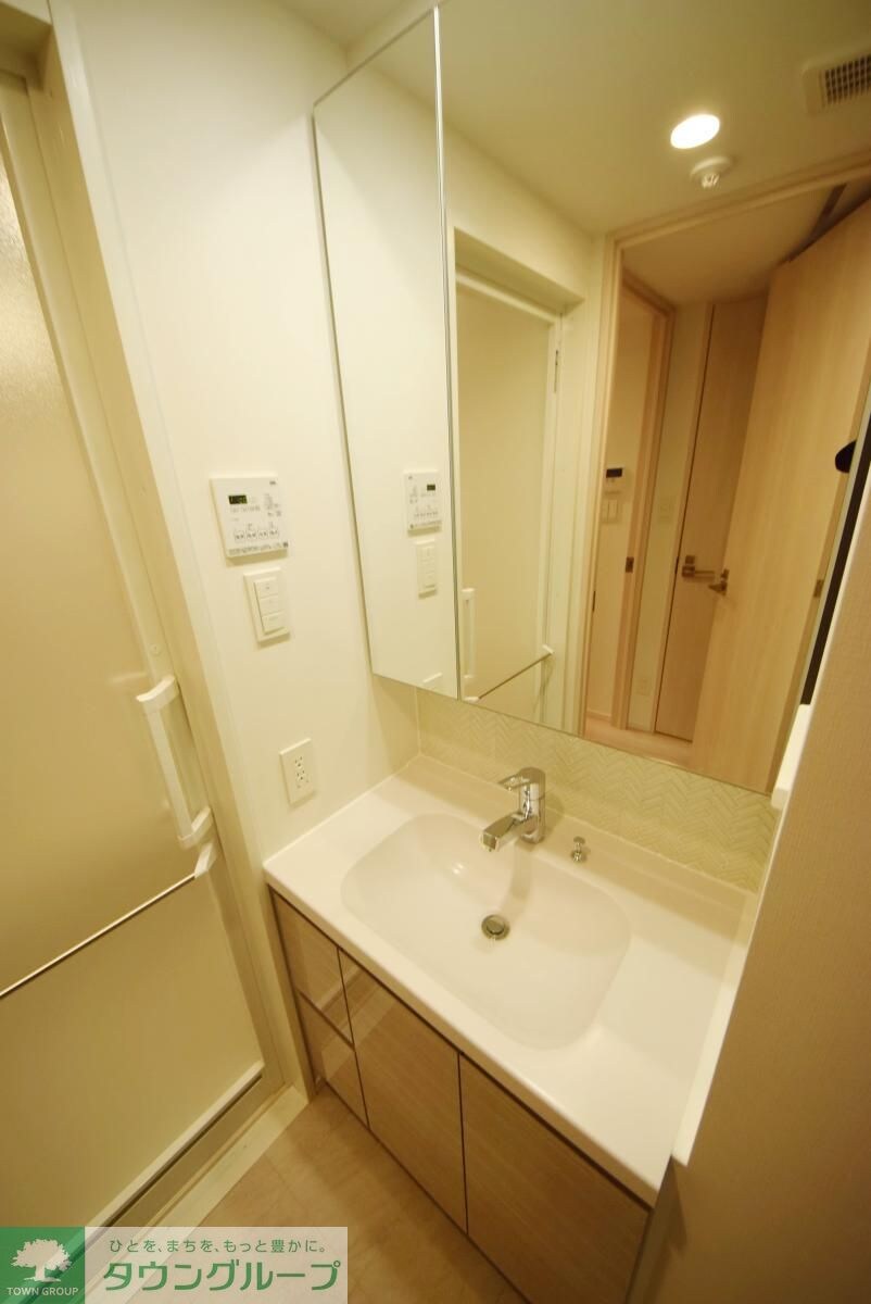 シーズンフラッツ住吉の物件内観写真