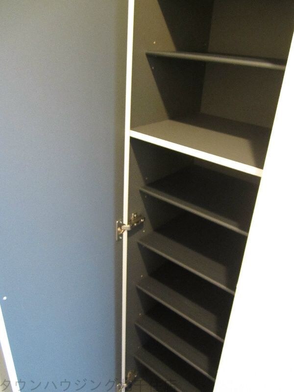 ネオハイブリッジの物件内観写真