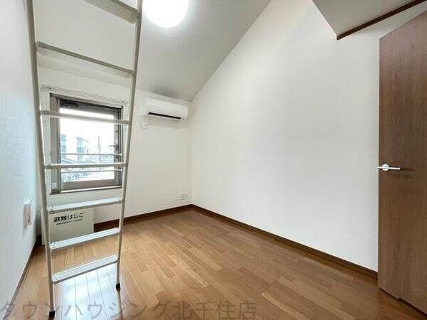 マーレ梅島(マーレウメジマ)の物件内観写真