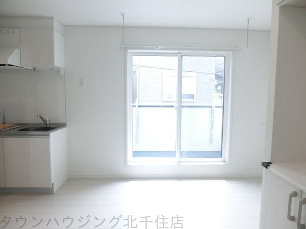 メゾンハイウエイ五反野の物件内観写真