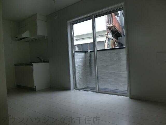 メゾンハイウエイ五反野の物件内観写真