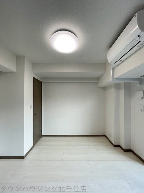 ORSUS UMEJIMAの物件内観写真