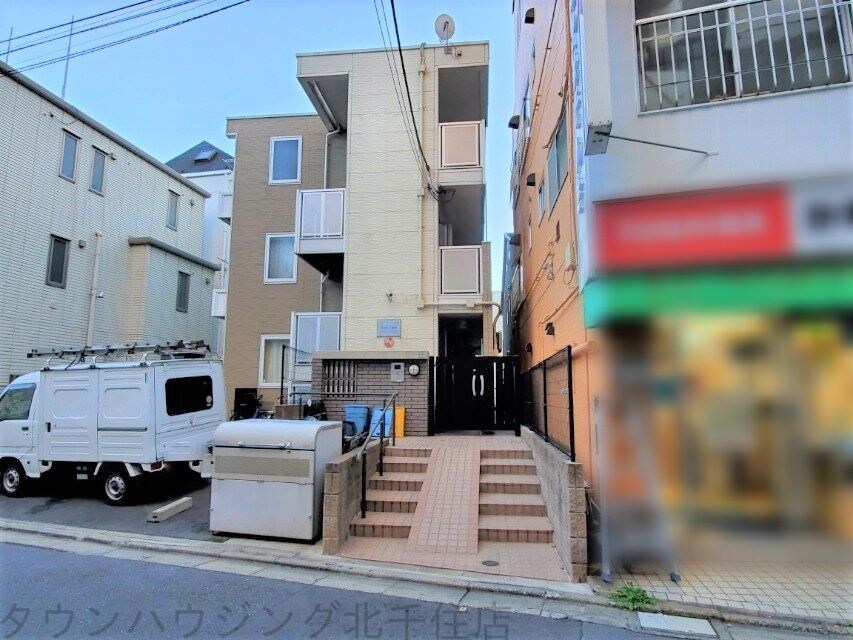 レオパレスアルカディアみゆきの物件外観写真