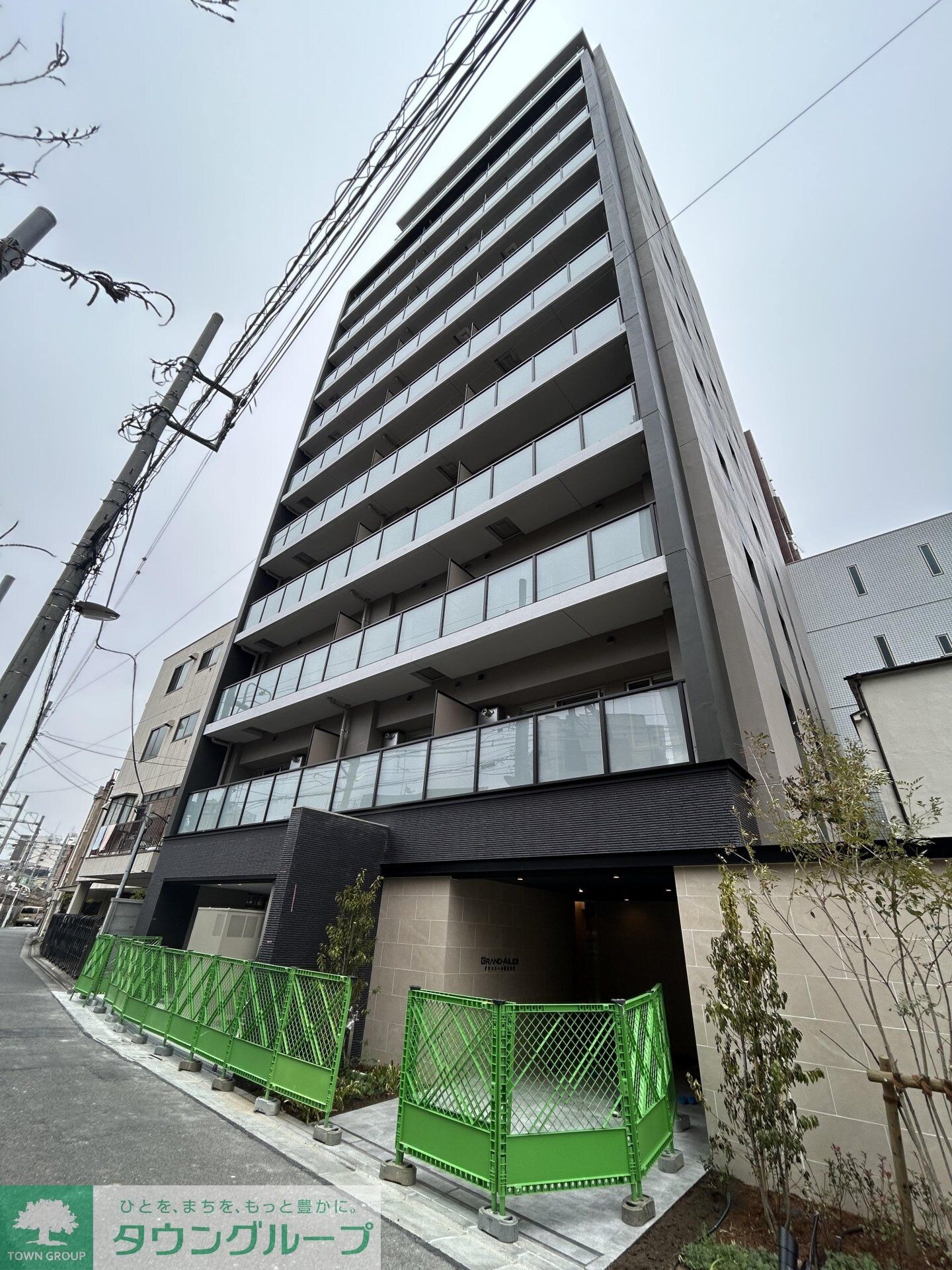 グランエール西日暮里の物件外観写真