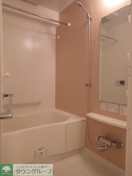 ロイヤルパークス新田の物件内観写真