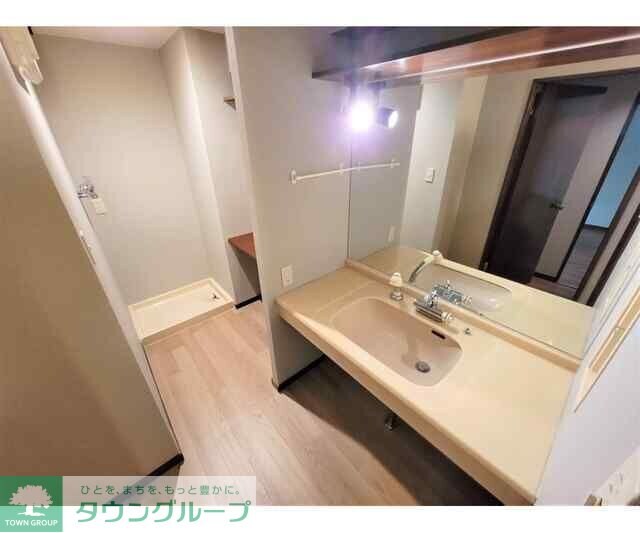 綾東ヴィレッジ弐番館の物件内観写真