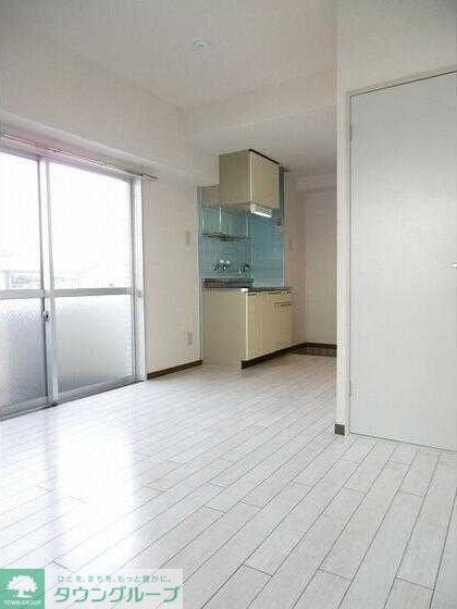 エレガンス綾瀬6の物件内観写真