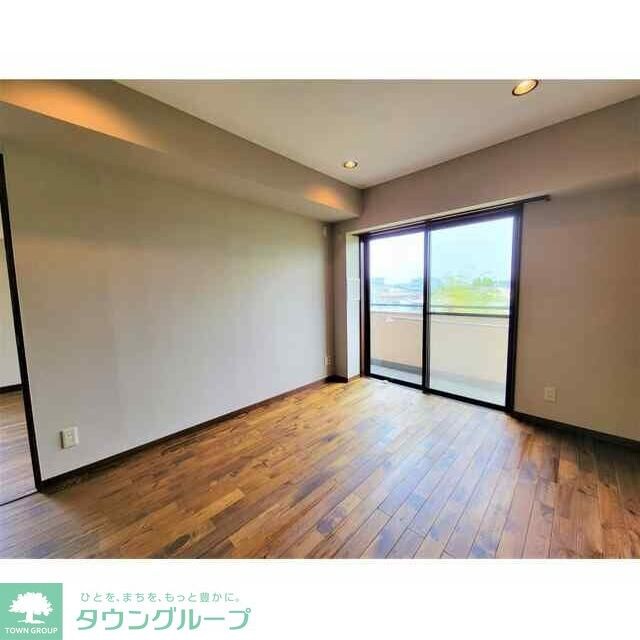 綾東ヴィレッジ弐番館の物件内観写真