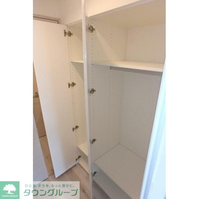 コンフォリア西新井の物件内観写真