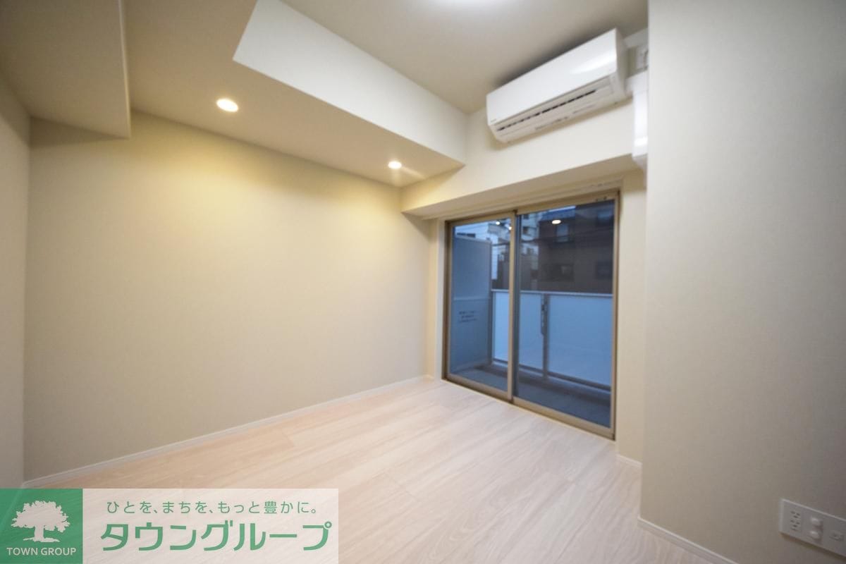 ロイジェント上野桜木の物件内観写真