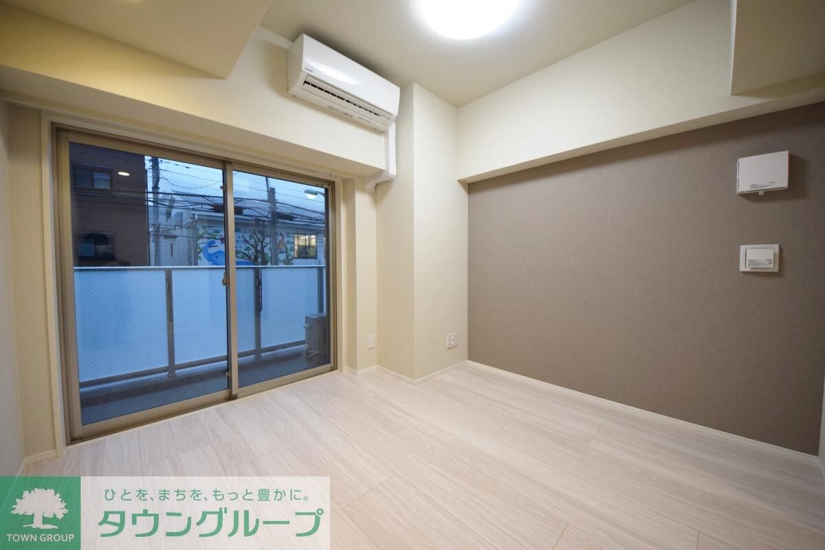 ロイジェント上野桜木の物件内観写真