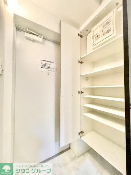 ジェノヴィア上野IIIスカイガーデンの物件内観写真