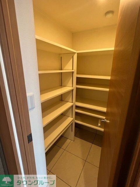 ププレ上野松が谷の物件内観写真