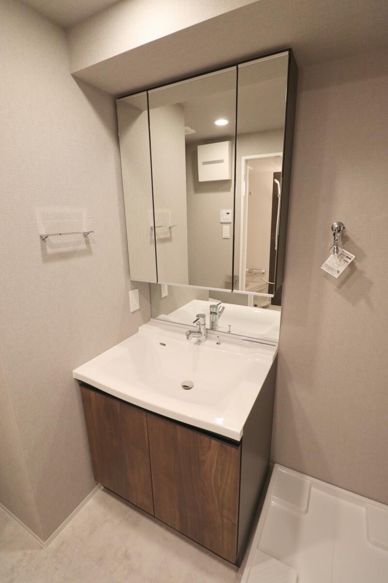 ラグゼナ北千住の物件内観写真